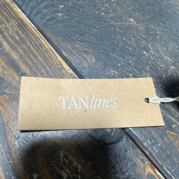 Tan lines Honey Top Lakehouse Size Small - Picture 4 of 4